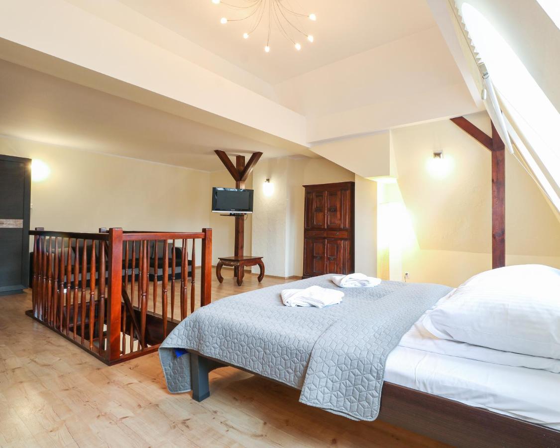 Apartament Korona Krolow 슈비노우이스쳬 외부 사진